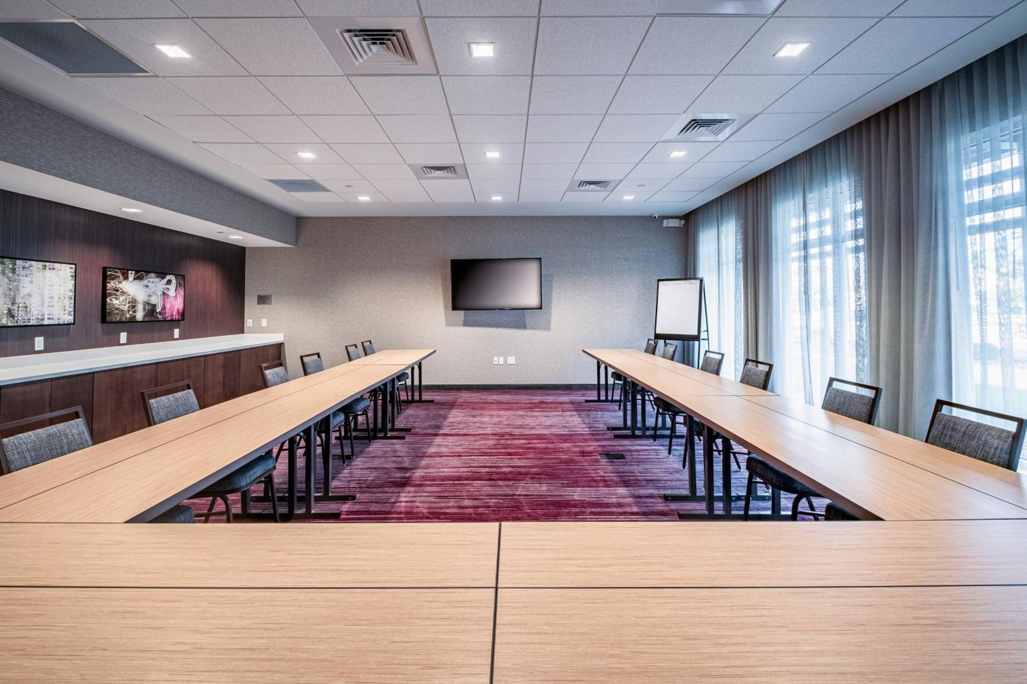 Courtyard By Marriott Toledo West Hotell Eksteriør bilde