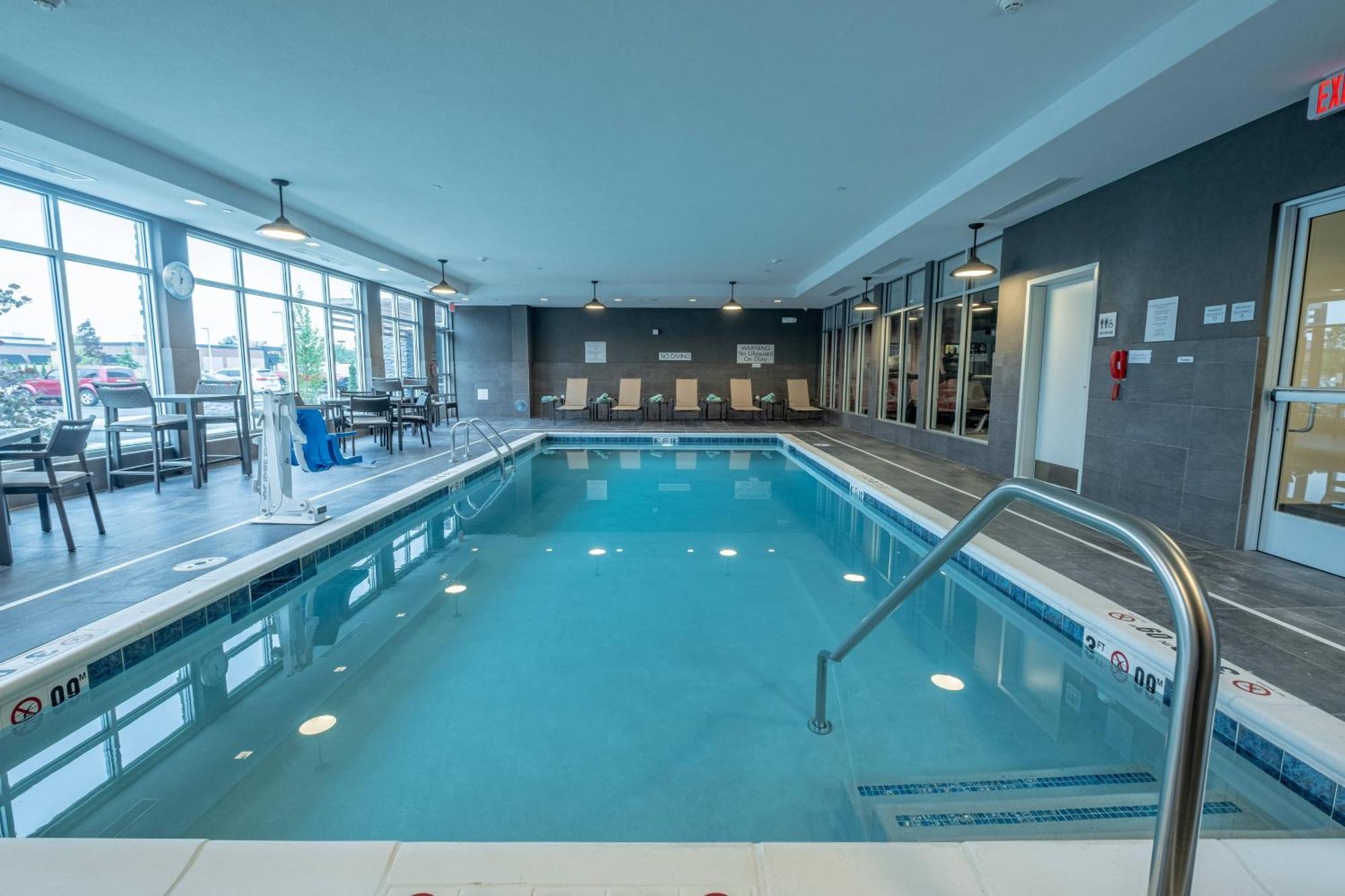 Courtyard By Marriott Toledo West Hotell Eksteriør bilde