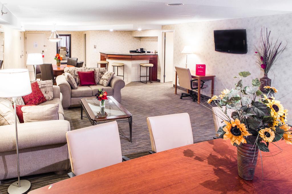 Courtyard By Marriott Toledo West Hotell Eksteriør bilde